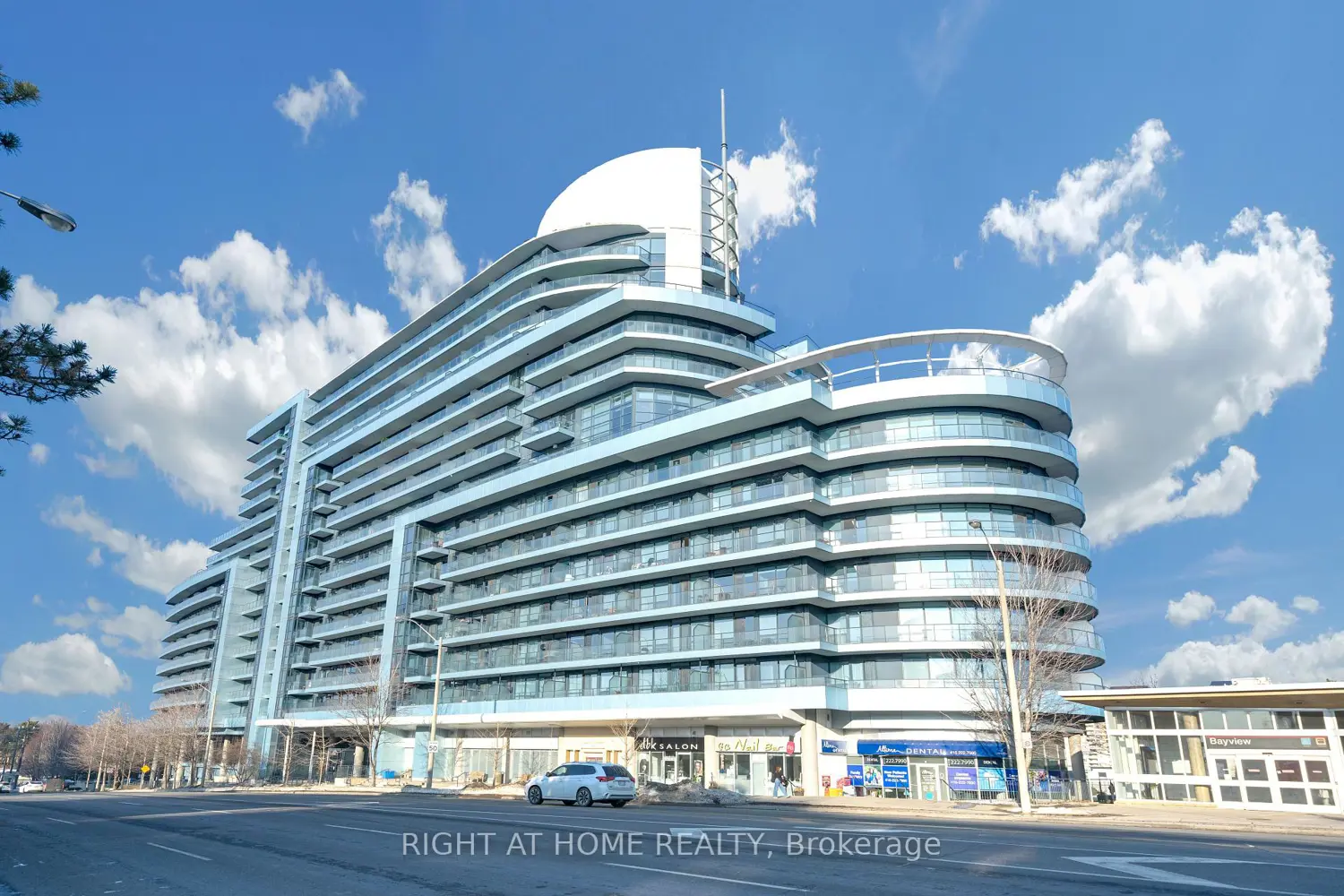 2885 Bayview Avenue 1003