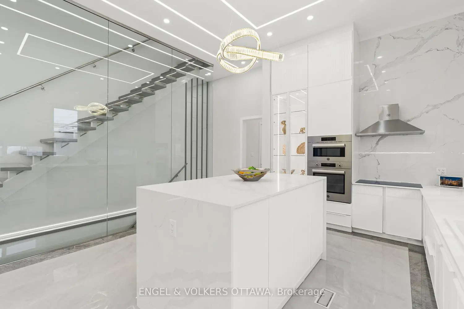 Additional image 4 of 258 Northwestern Avenue