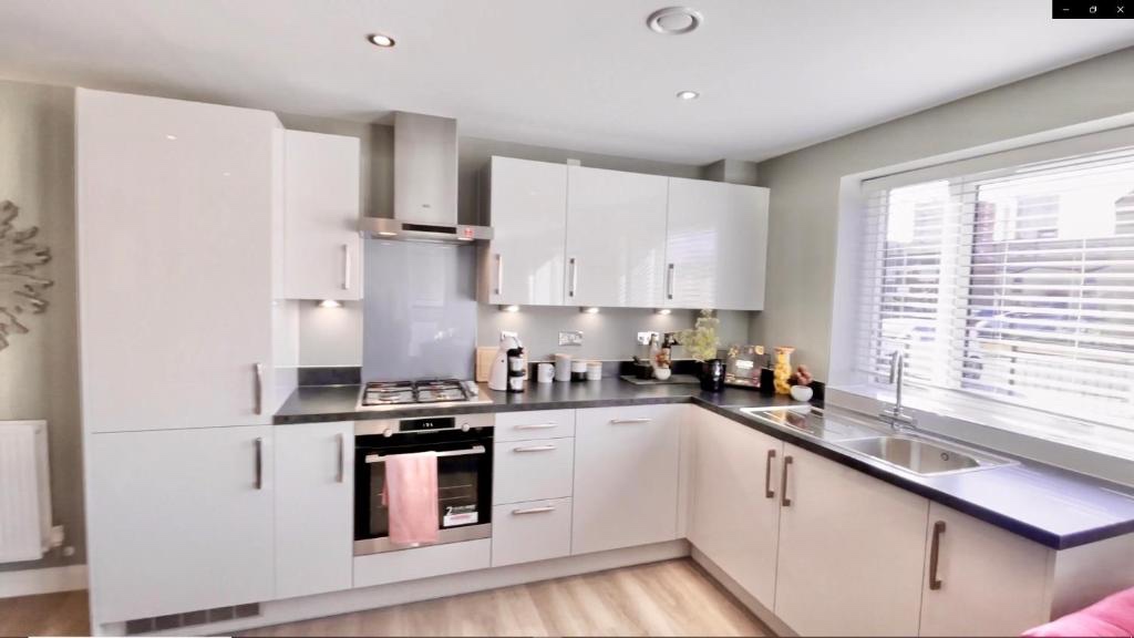 Additional image 3 of 2 Bed Flat, Rogers House, B5, N1 7GU