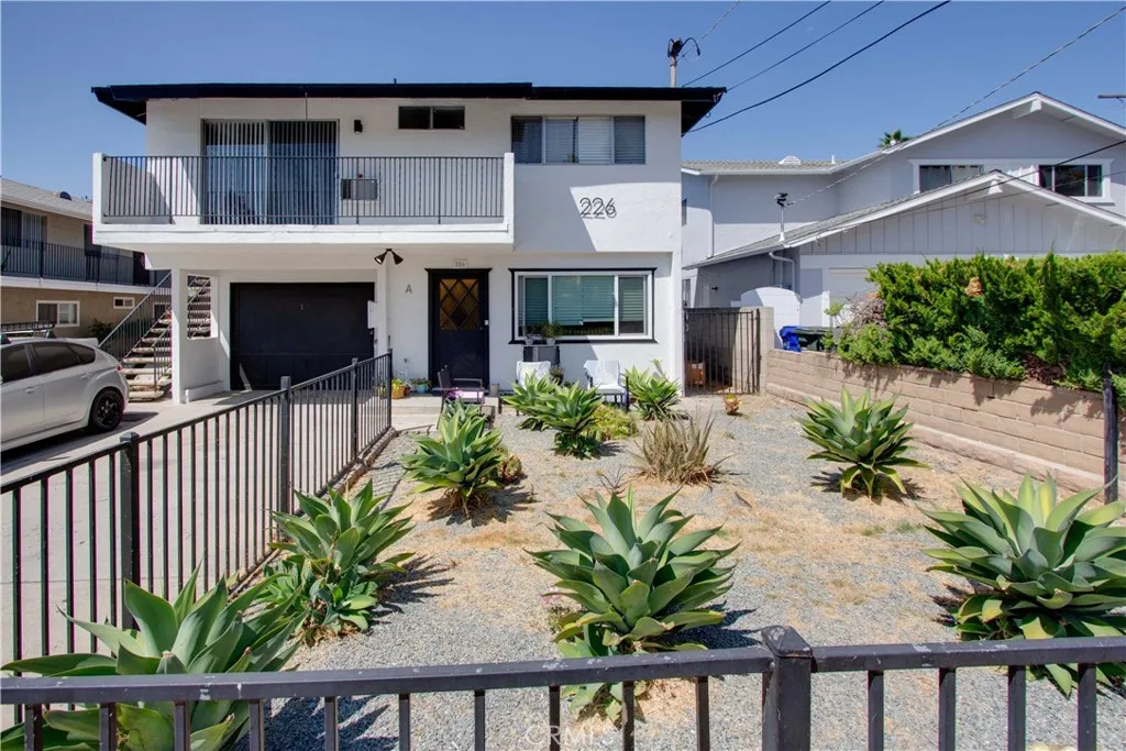 Additional image 2 of 226 N Citrus Avenue Unit E, Vista, CA 92084