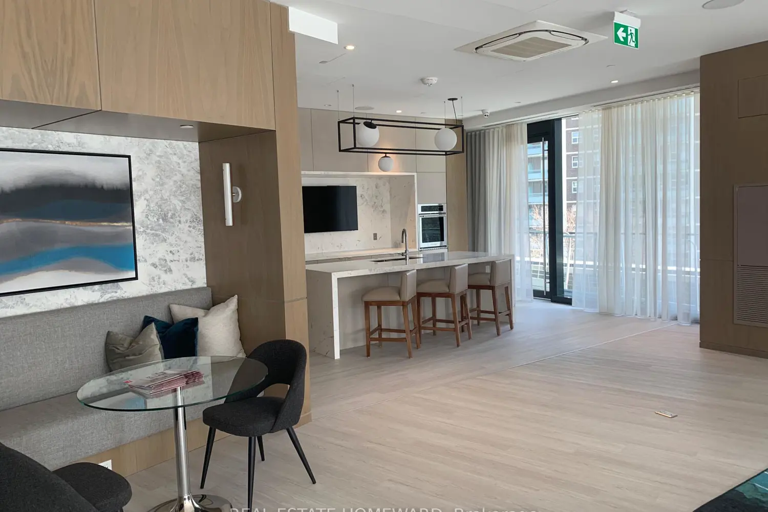 Additional image 5 of 585 Bloor Street 1118