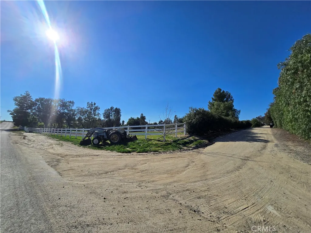 40025 Berenda Rd, Temecula, CA 92591
