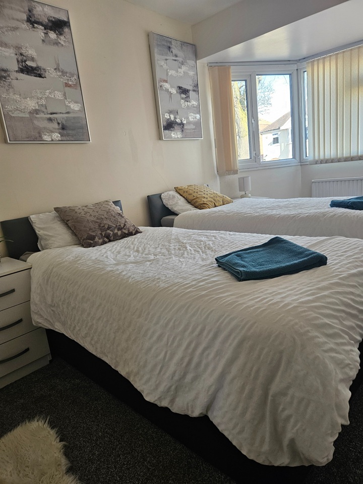 Additional image 5 of 5 Bed Semi-Detached House, Elmbridge Road, B44, N1 7GU