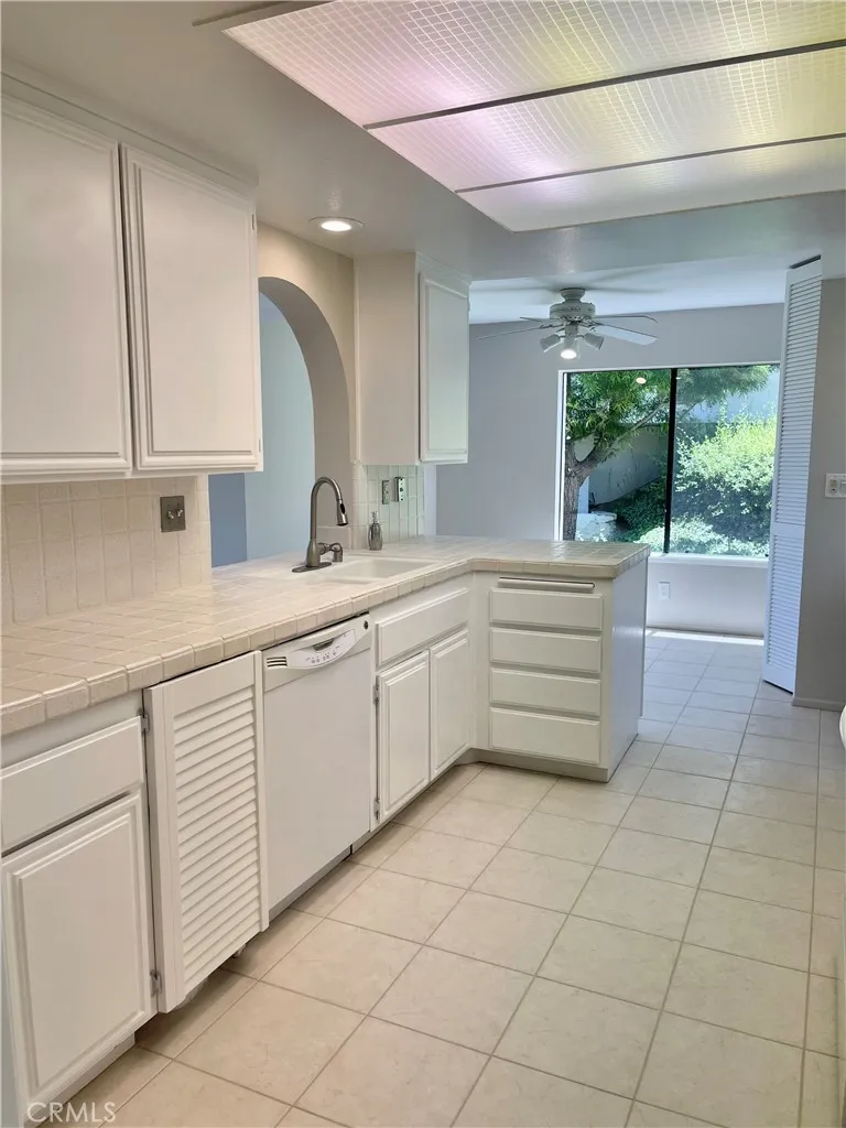 Additional image 24 of 27832 Esporlas Unit 38, Mission Viejo, CA 92692