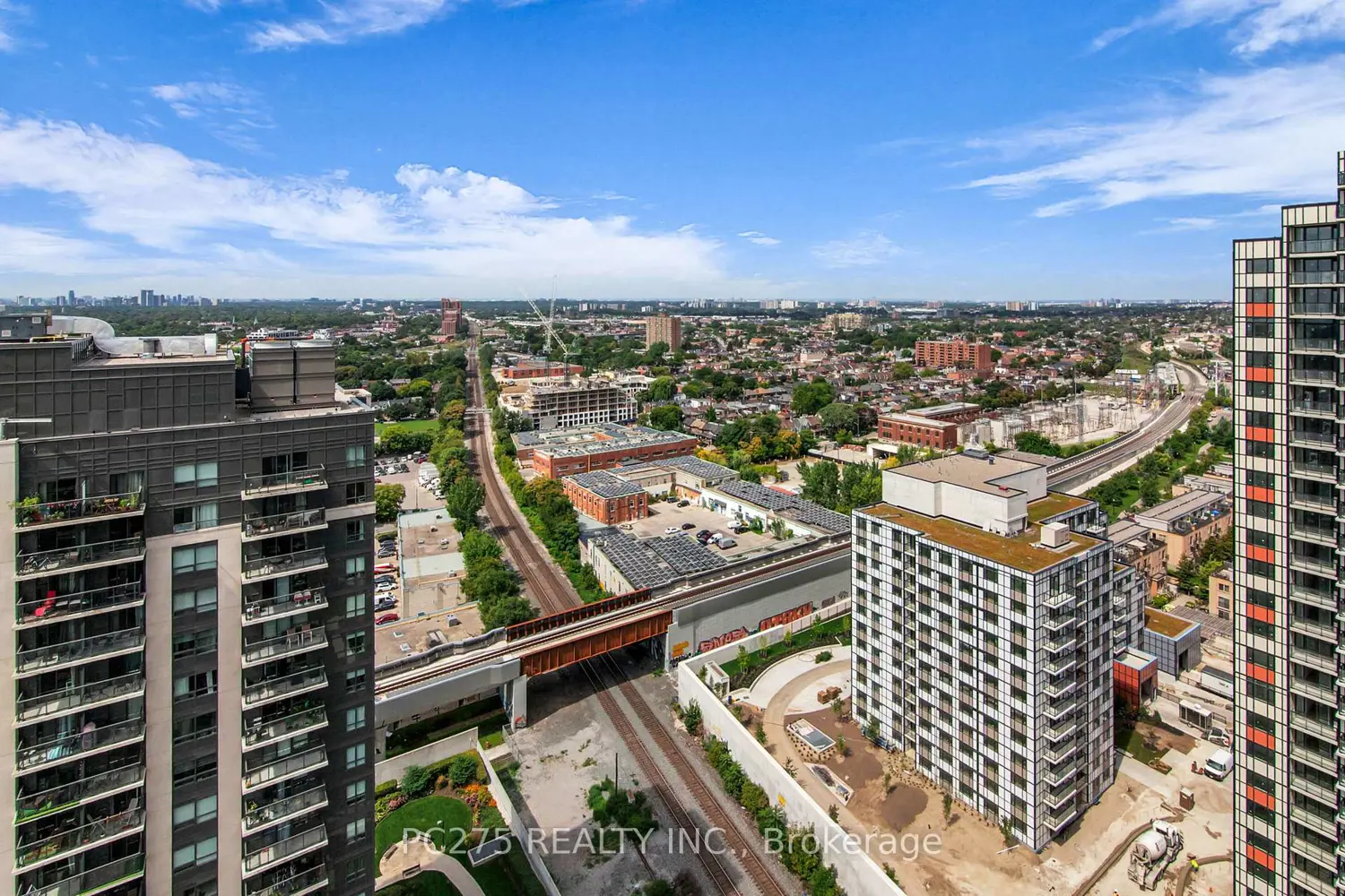 Additional image 9 of 1410 Dupont Street 2708