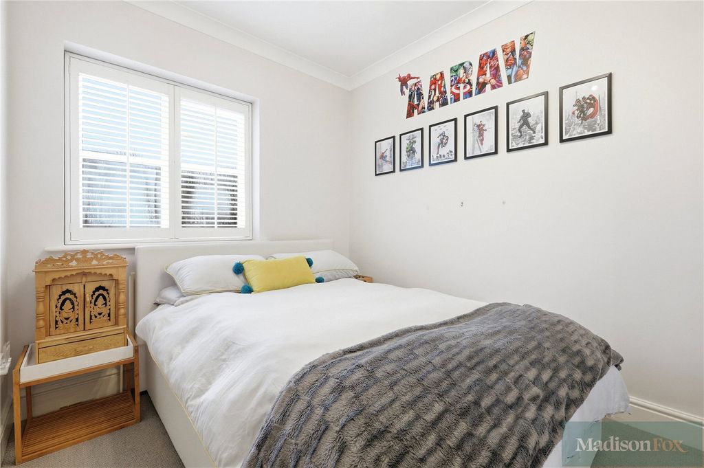 Additional image 20 of 4 bed terraced house for saleRegents Place, Loughton, Essex IG10