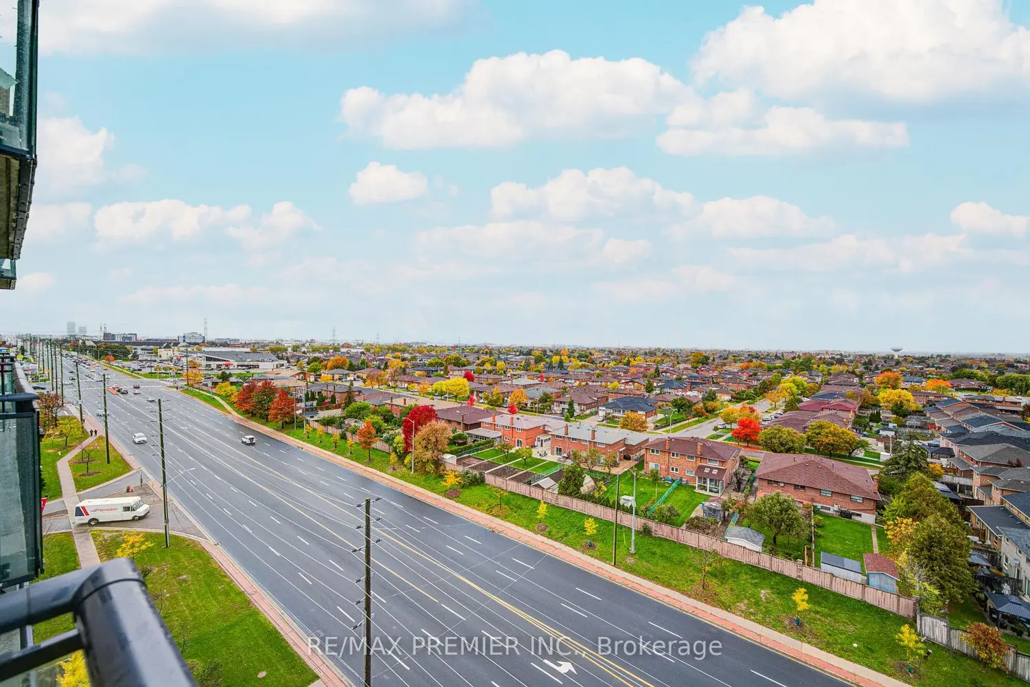 Additional image 13 of 12 Woodstream Boulevard 919