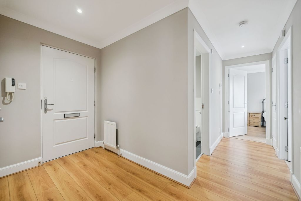 Additional image 10 of 2 bed flat for saleFlat 11, 1 Braid Avenue, Cardross G82