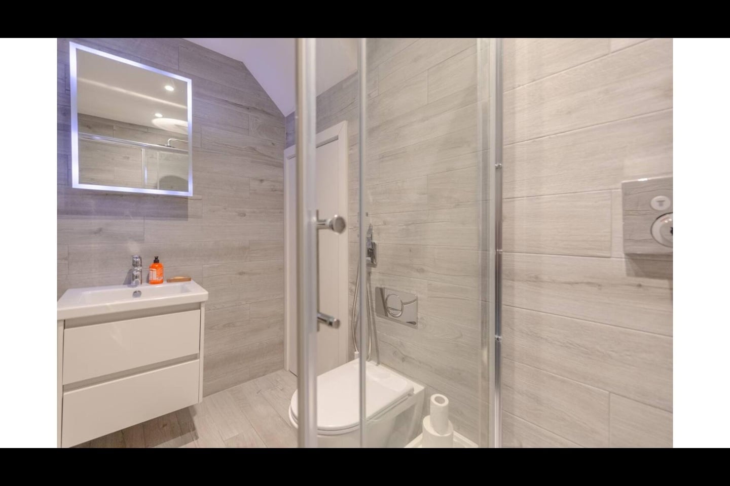 Additional image 35 of 2 Bed Flat, Taybridge Road, SW11, N1 7GU