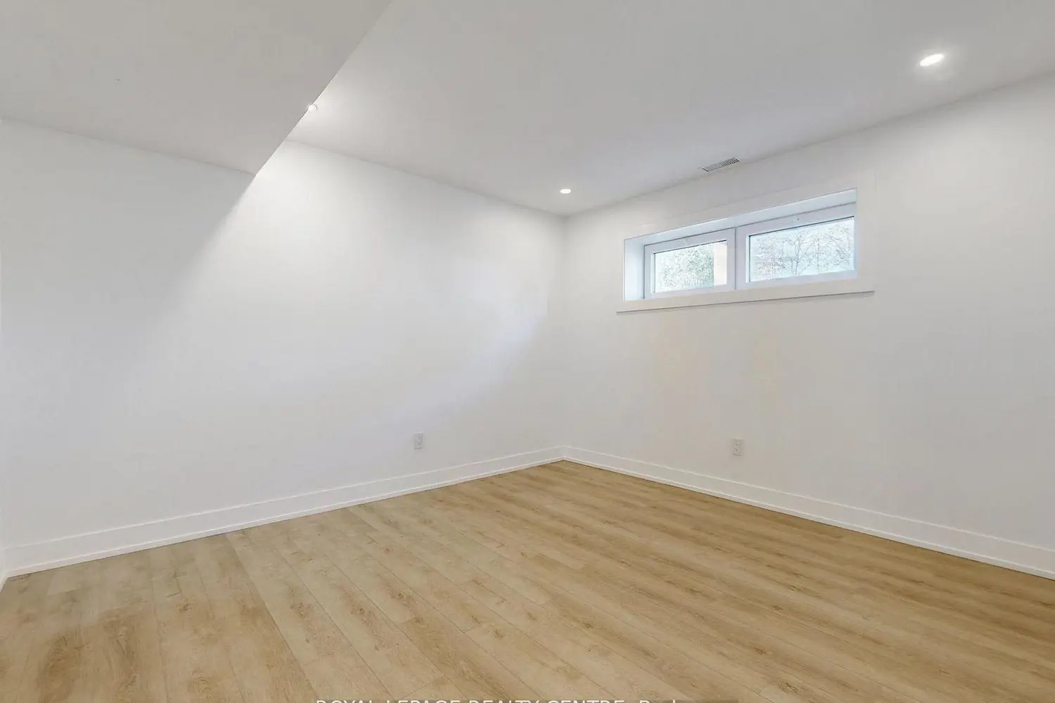 Additional image 13 of 521 Old York Road