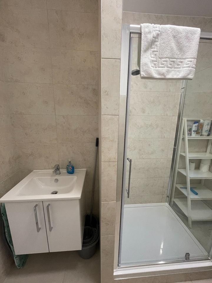 Additional image 22 of Studio Flat, Howitt Close, NW3, N1 7GU