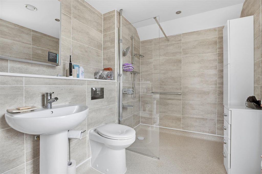 Additional image 16 of 3 bed flat for saleBradford Road, Menston LS29