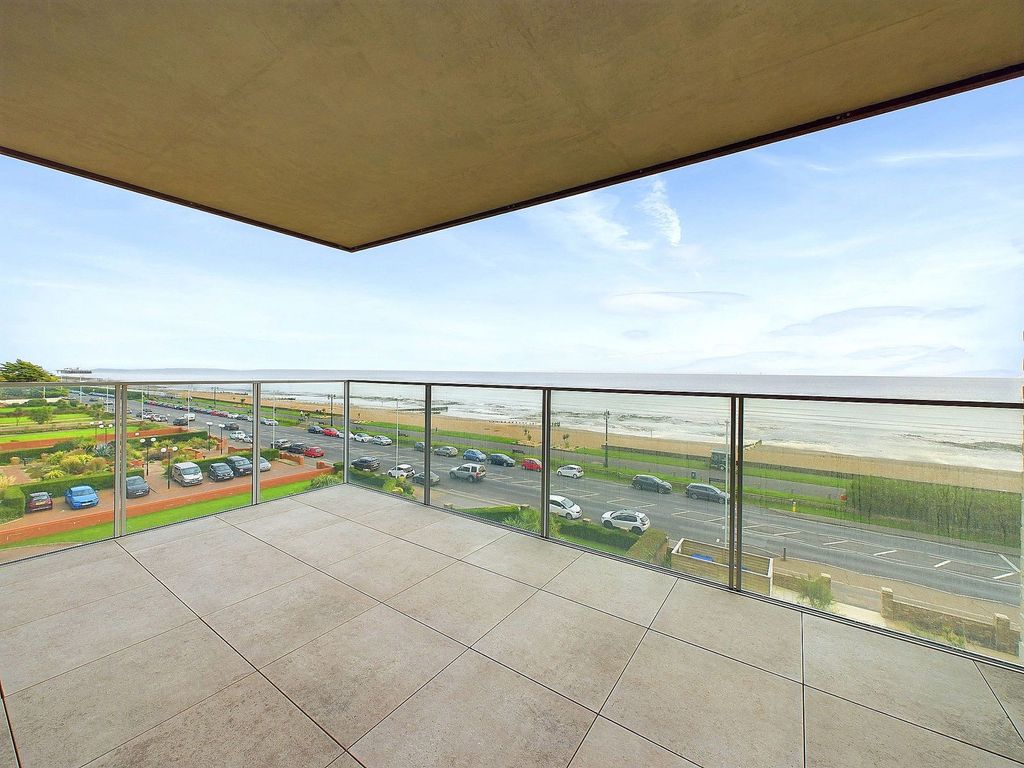 Additional image 8 of 3 bed flat for saleCalista, 26 West Parade, Worthing BN11