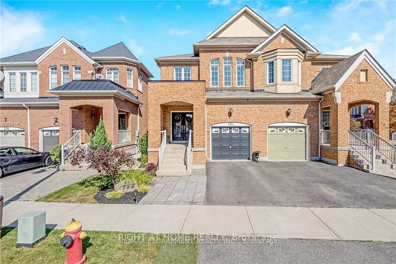 784 Dow Landing, Milton