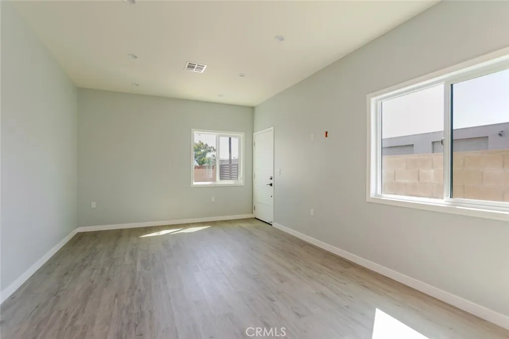 Additional image 33 of 944 Zook Drive Unit A, Glendale, CA 91202