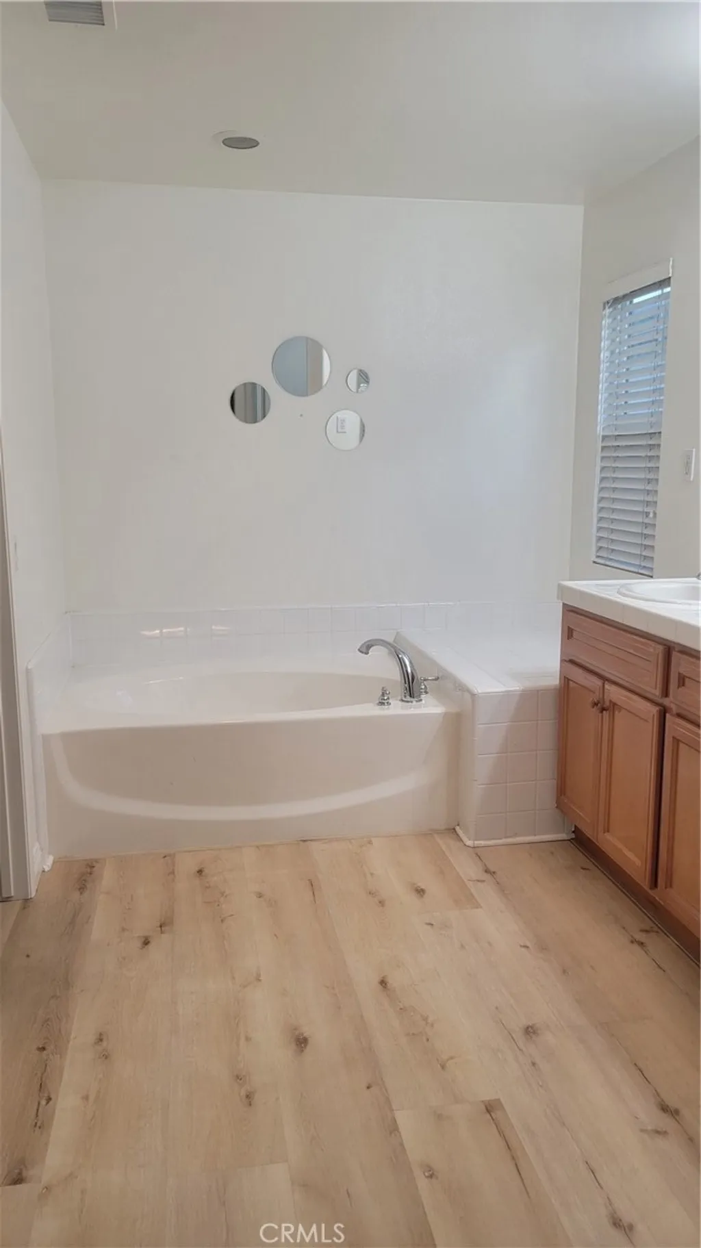 Additional image 16 of 54 Freeland, Irvine, CA 92602