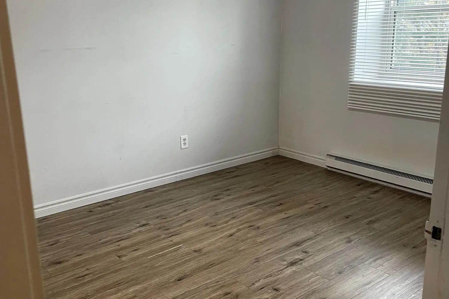 Additional image 5 of 113 Westmount Road 4