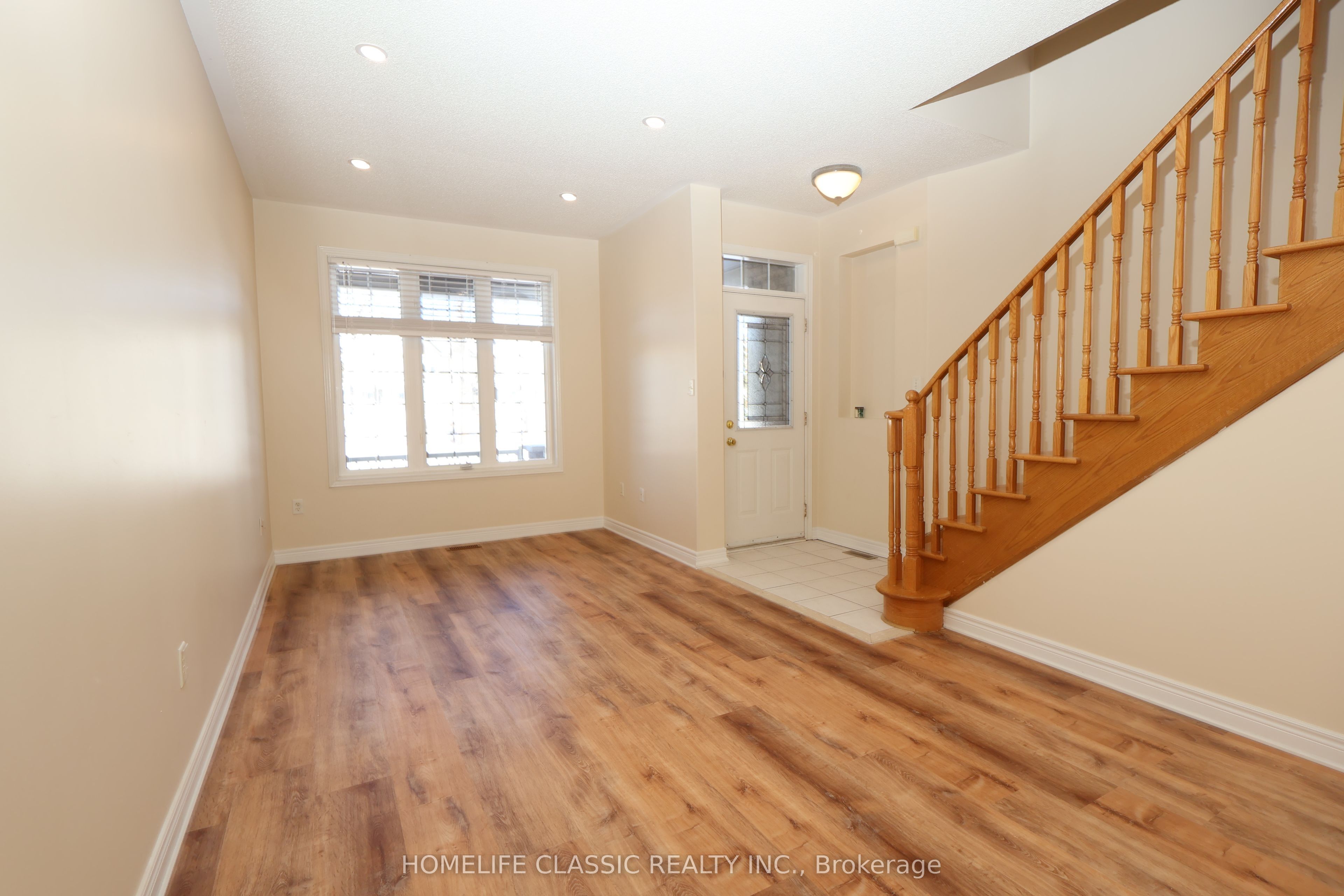 Additional image 3 of 41 Chelton Dr Drive, Richmond Hill, ON, L4E 4A9