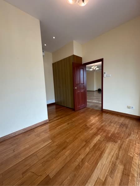 Additional image 5 of 261 River Valley Road