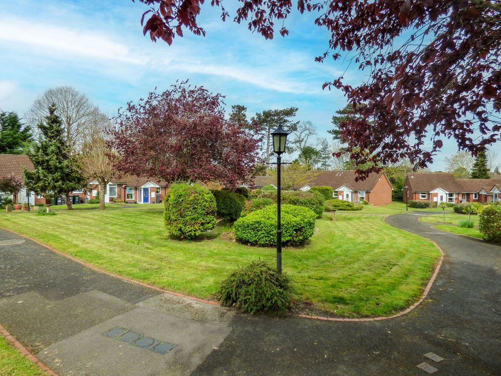 Additional image 4 of 2 bed flat for saleRanelagh Road, Malvern, Worcestershire WR14