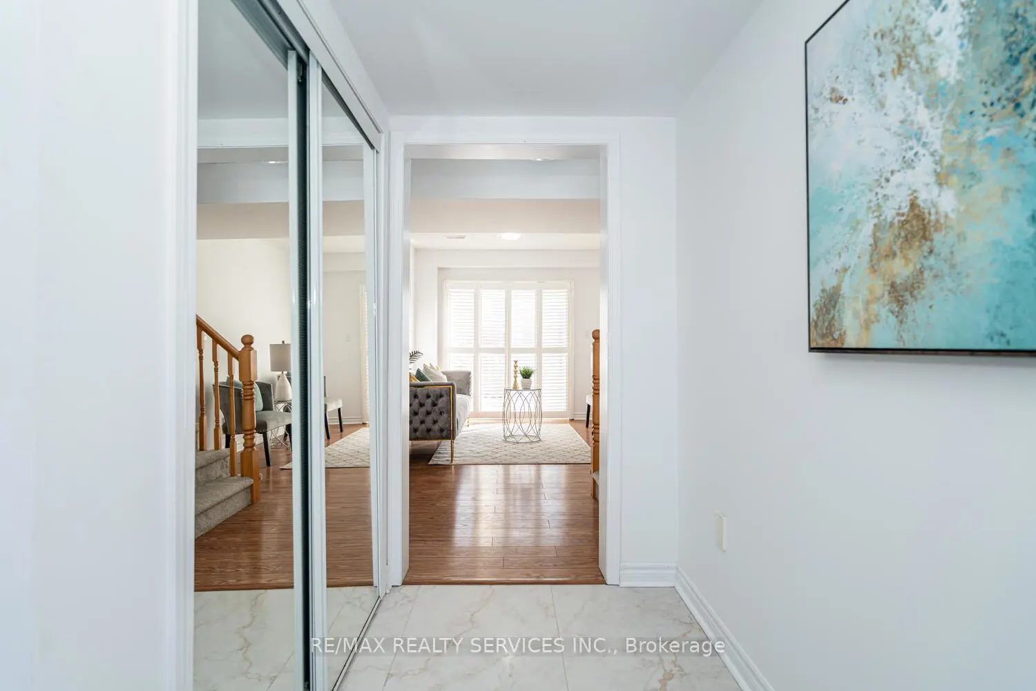 Additional image 6 of 67 Decker Hollow Circle