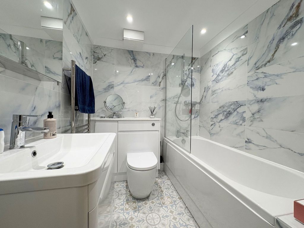 Additional image 12 of 3 bed flat for saleWindsor Terrace, Clifton BS8