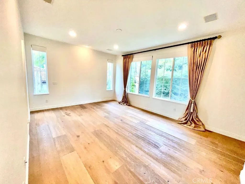 Additional image 13 of 8058 Gilman Ct, La Jolla, CA 92037