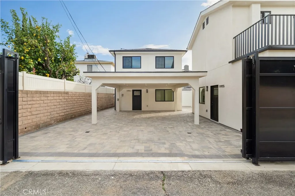 19953 Lassen Street, Chatsworth, CA 91311