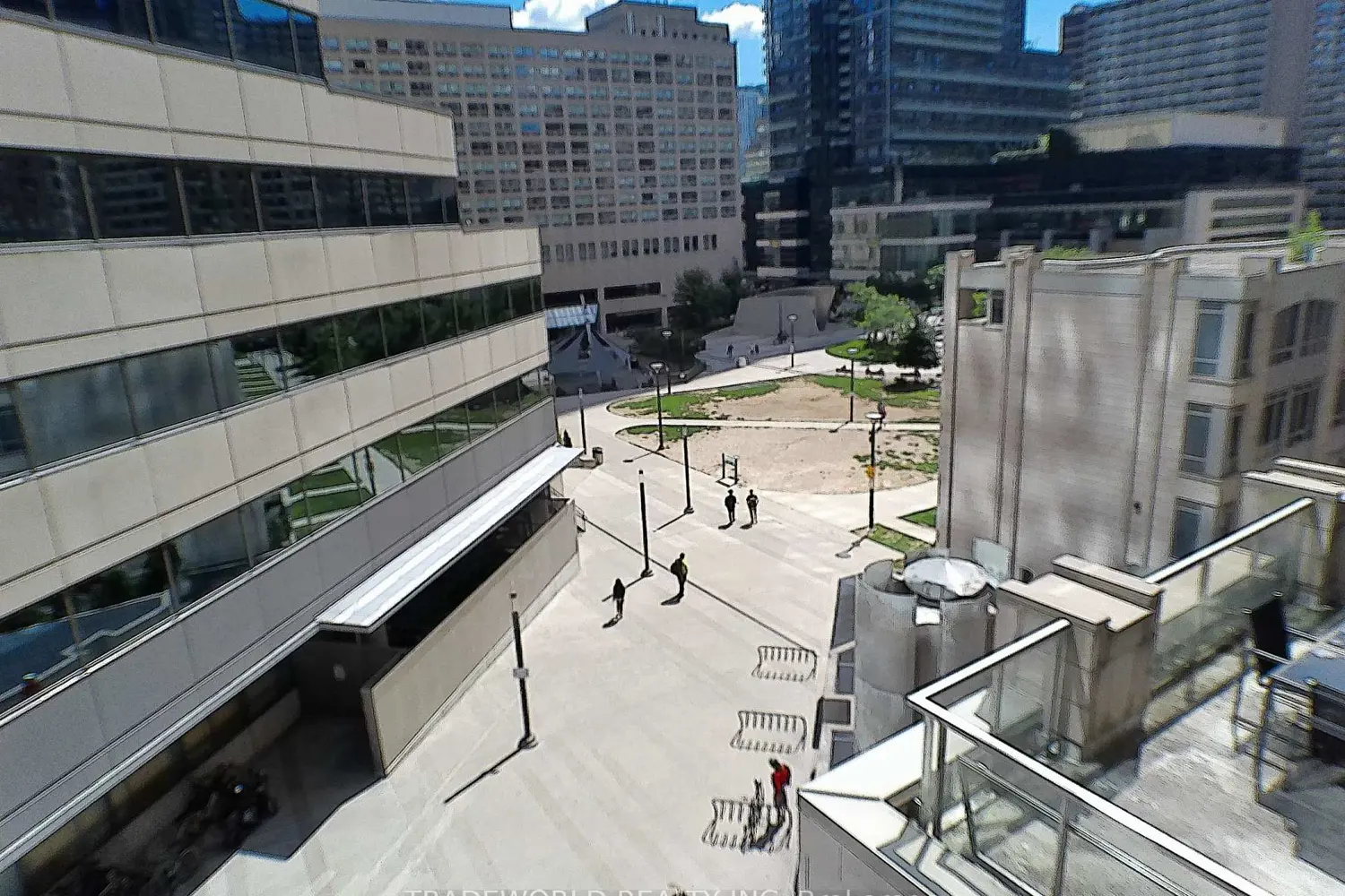 Additional image 11 of 763 Bay Street 402