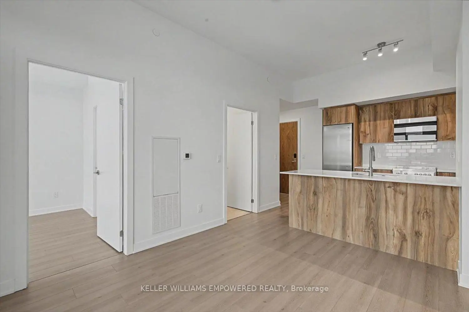 Additional image 8 of 25 Wellington Street 2202