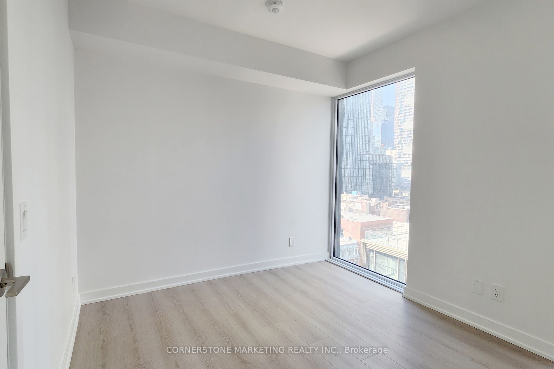 Additional image 4 of 1115-100 Queen Street E, Toronto, ON, M5C 0B5