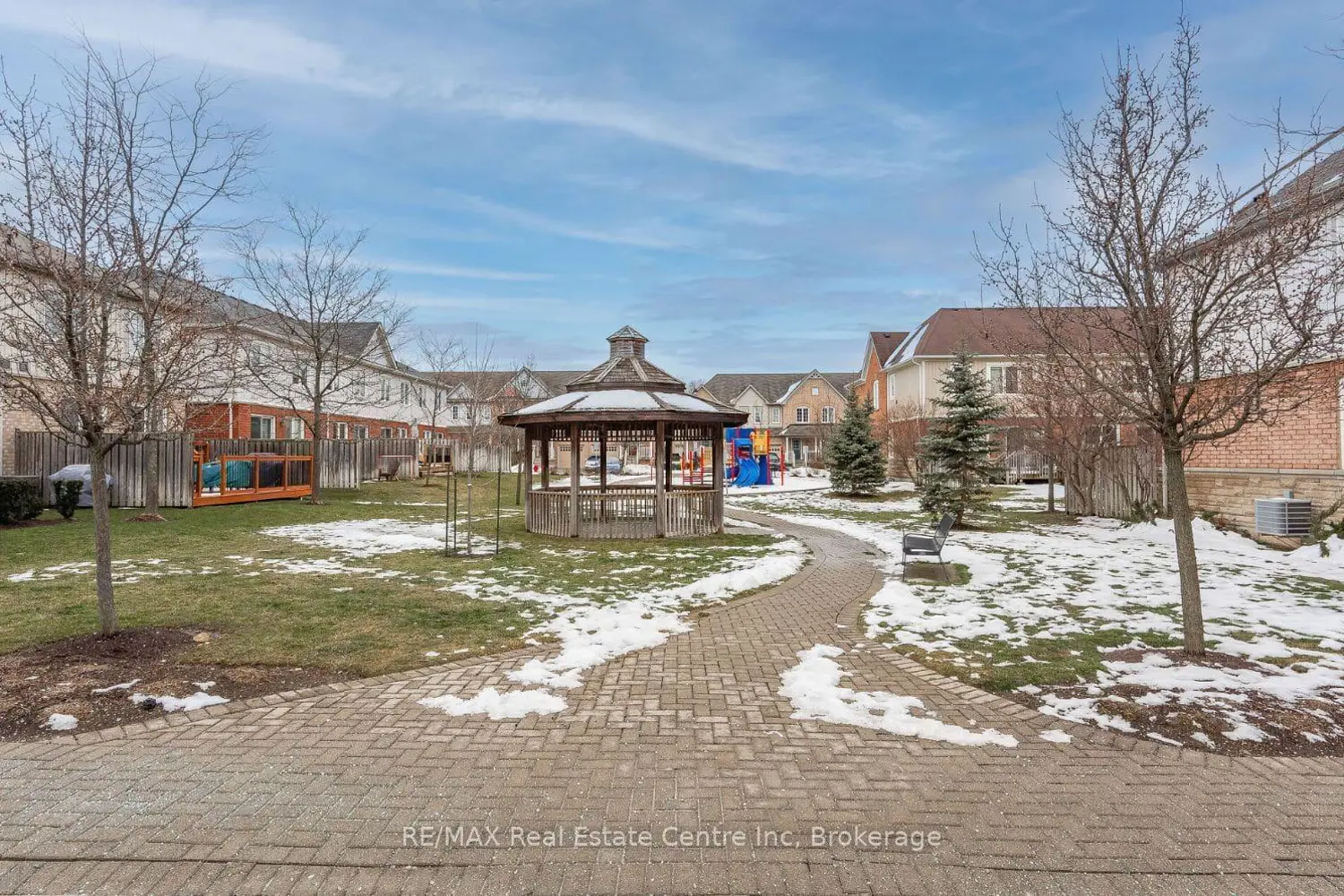 Additional image 19 of 1035 Victoria Road 60