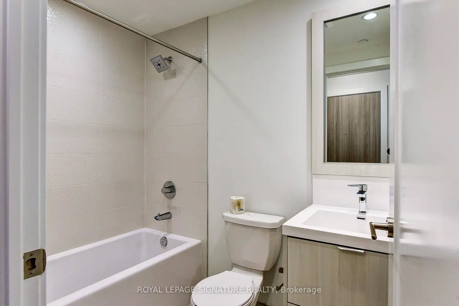 Additional image 15 of 80 Vanauley Street 506