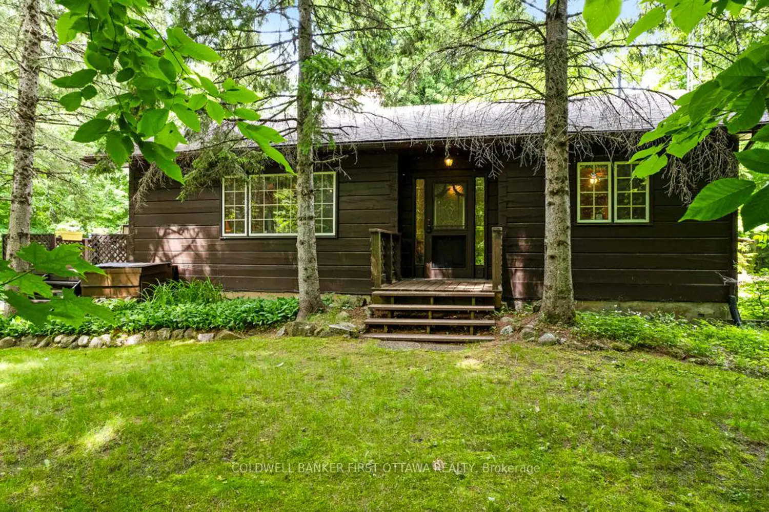 1102 Ebbs Bay Road photo 2