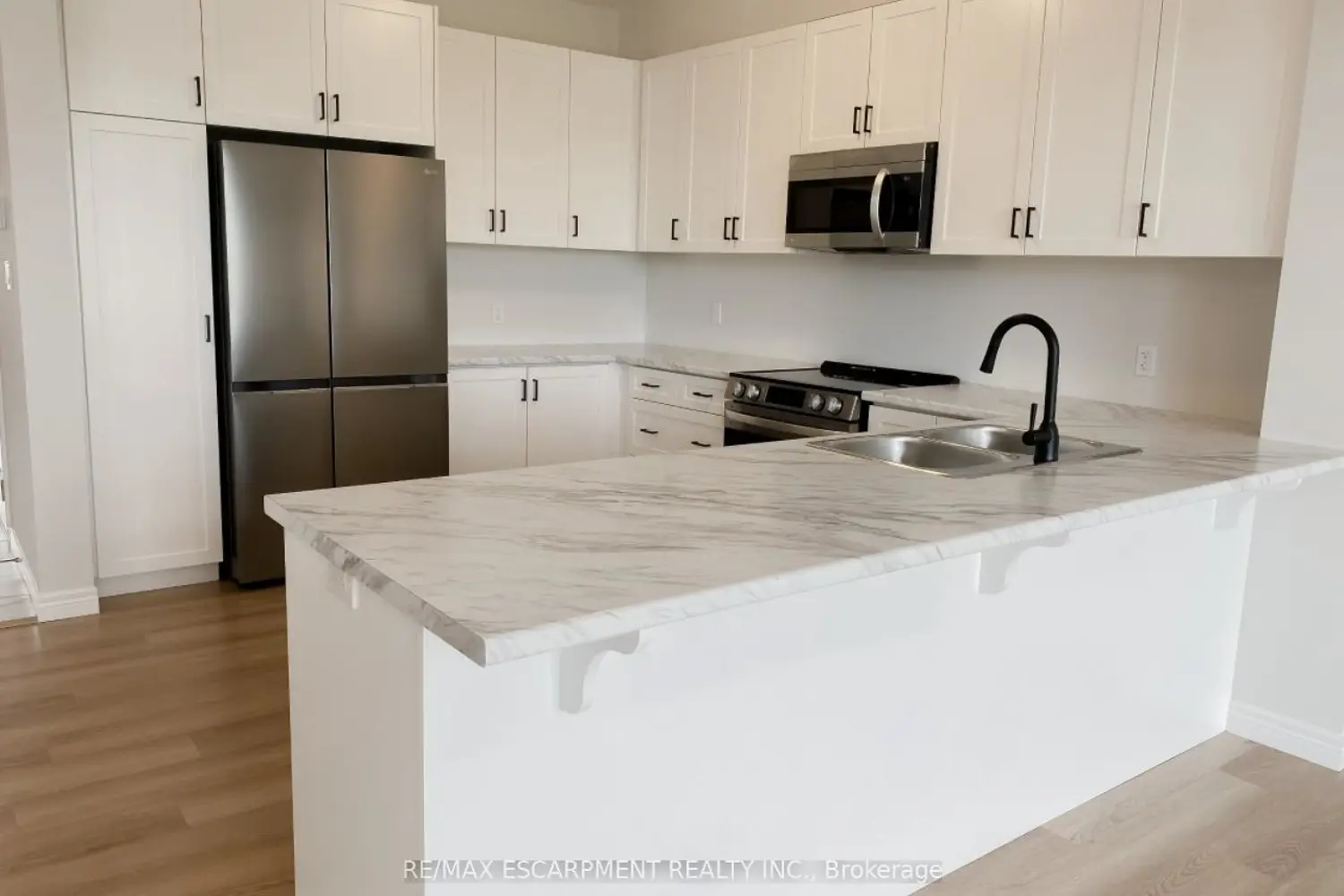 Additional image 8 of 57 Lloyd Davies Way