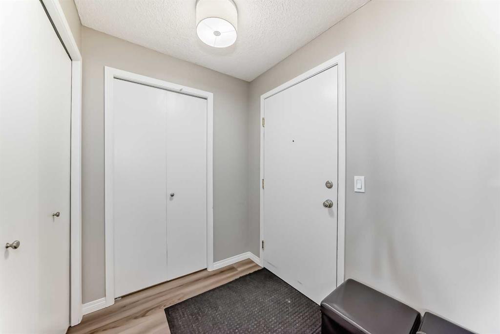 Additional image 4 of 6310-304 Mackenzie Way SW, Airdrie, AB, T4B 3H6
