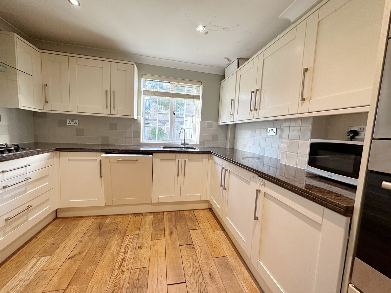 Additional image 8 of Room in a Shared House, Chargrove Close, SE16, N1 7GU