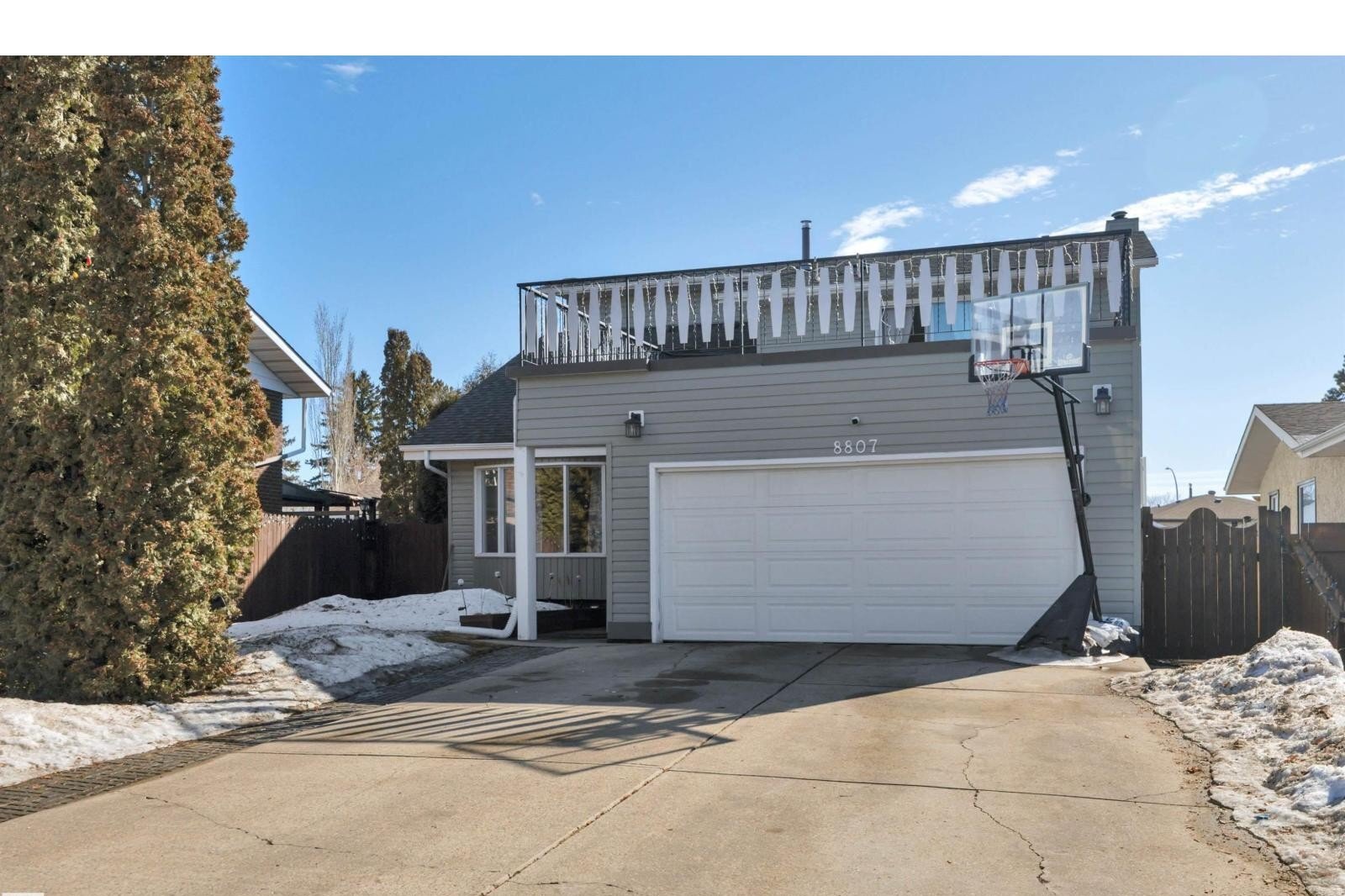 Additional image 8 of 8807 31 Avenue NW, Edmonton, AB, T6K3A7