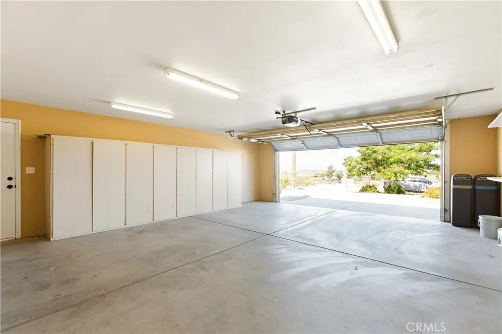 Additional image 57 of 15521 Sherri Lane Unit A, Apple Valley, CA 92307