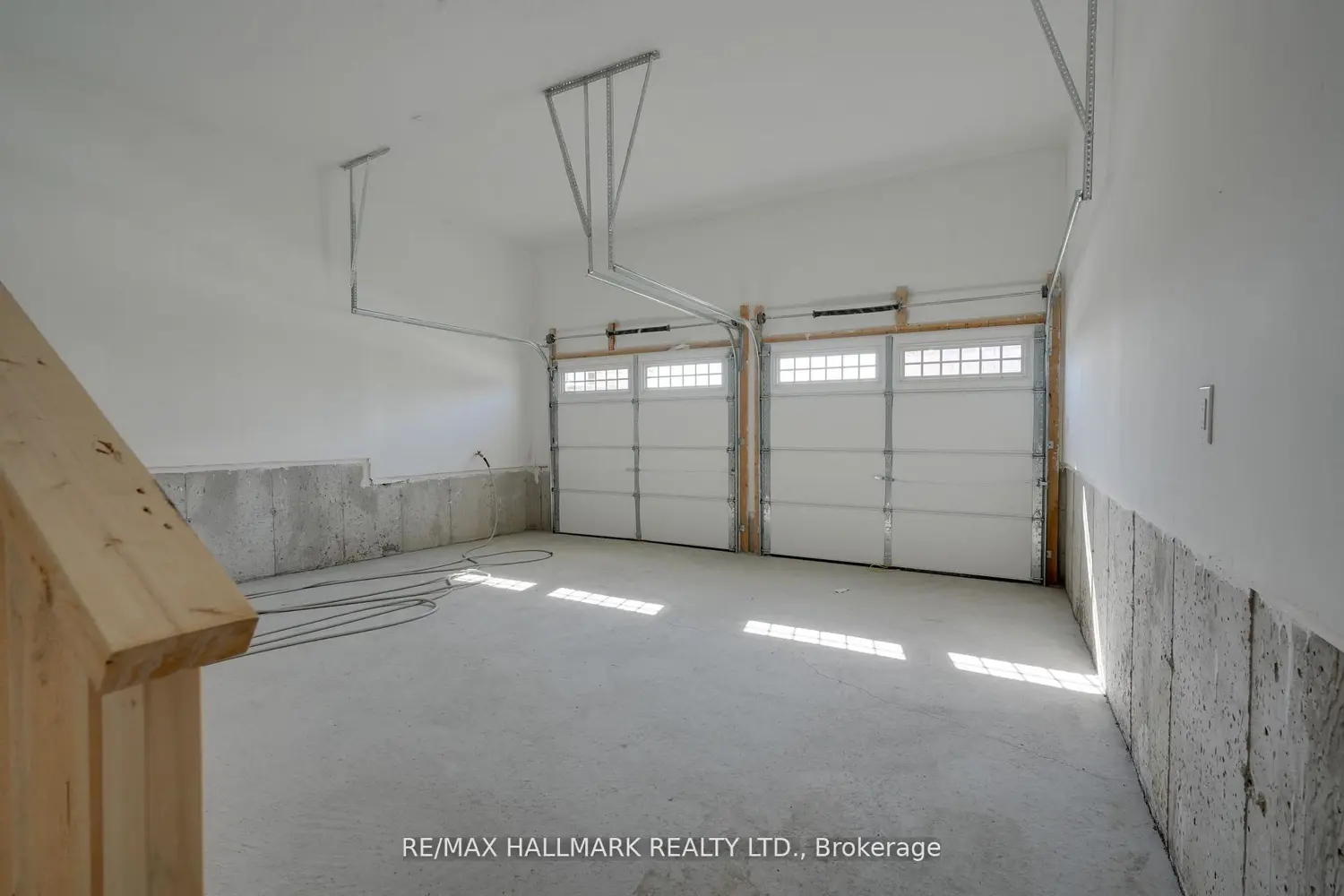 Additional image 19 of 626 Newlove Street