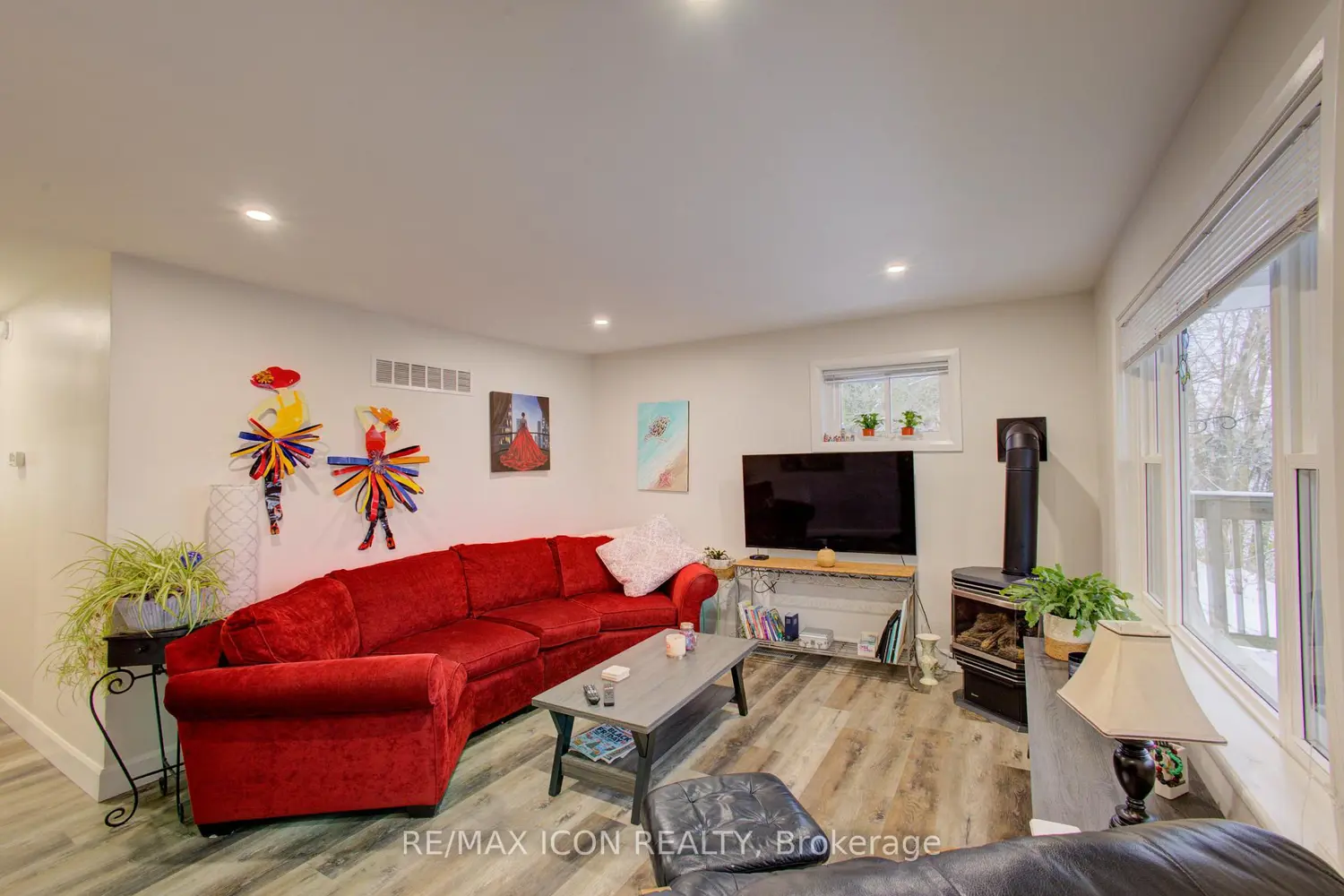 Additional image 10 of 130 North Water Street