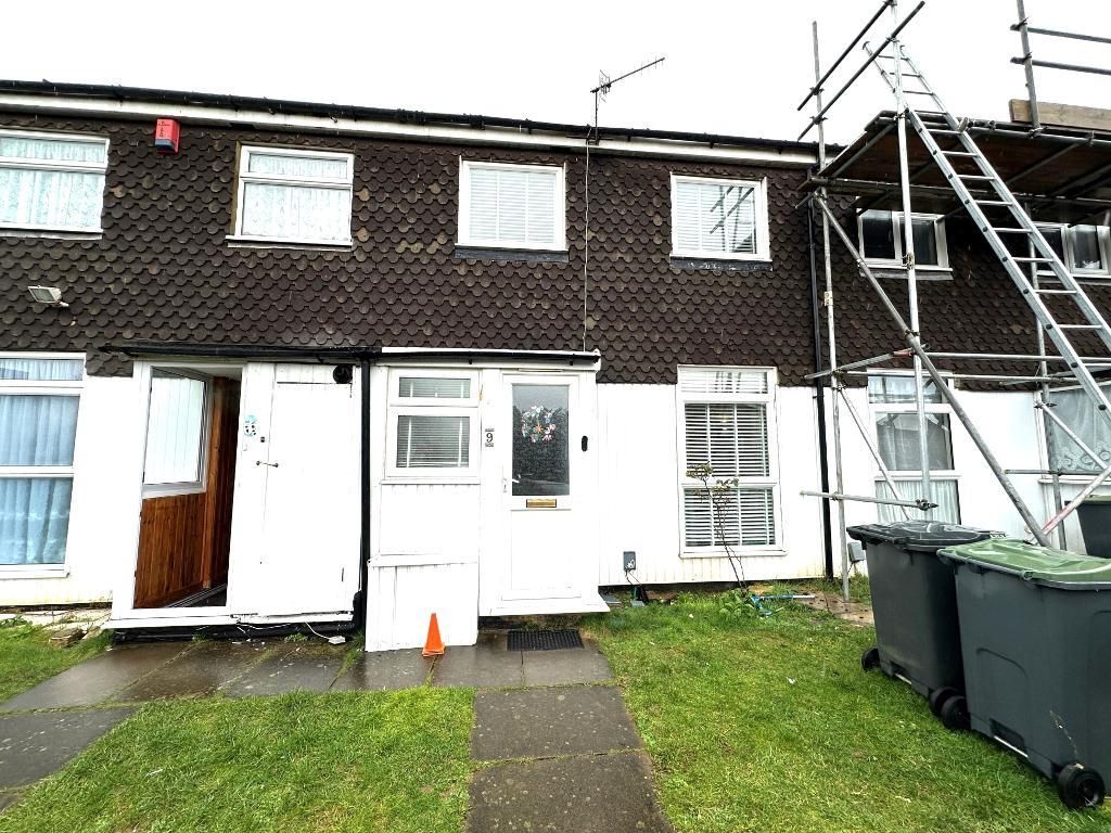 3 bed terraced house for saleGregories Close, New Bedford Road Area, Luton, Bedfordshire LU3