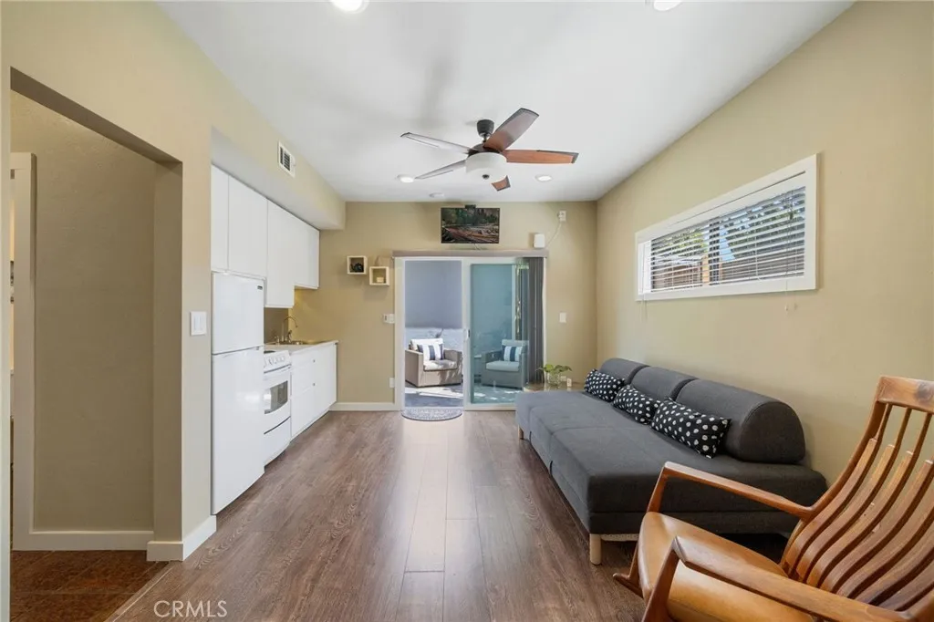 Additional image 6 of 215 Monterey Dr Unit Studio, Laguna Beach, CA 92651