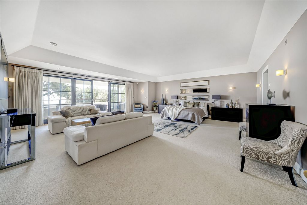 Additional image 38 of 6 bed detached house for saleSea Way, Middleton-On-Sea, West Sussex PO22