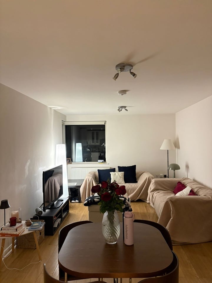 Additional image 2 of 2 Bed Flat, Garfield Mews, SW11, N1 7GU