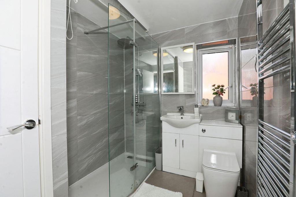 Additional image 17 of 5 bed detached house for saleJohn Wyatt Close, Bucknall, Stoke-On-Trent ST2
