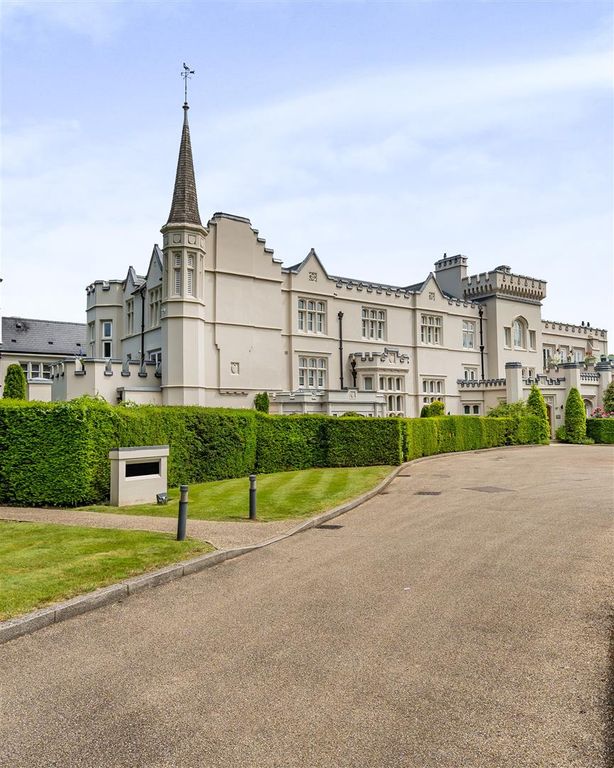 Additional image 34 of 3 bed flat for saleWoodland Way, Kingswood KT20