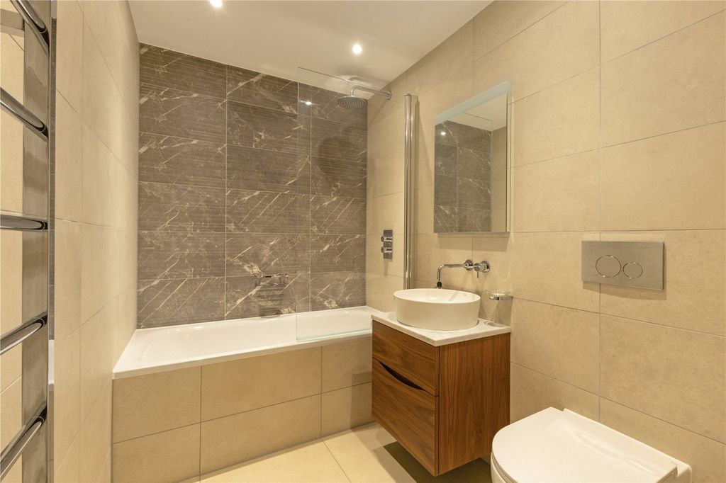 Additional image 12 of 3 bed flat for saleThe Avenue, Branksome Park, Dorset BH13