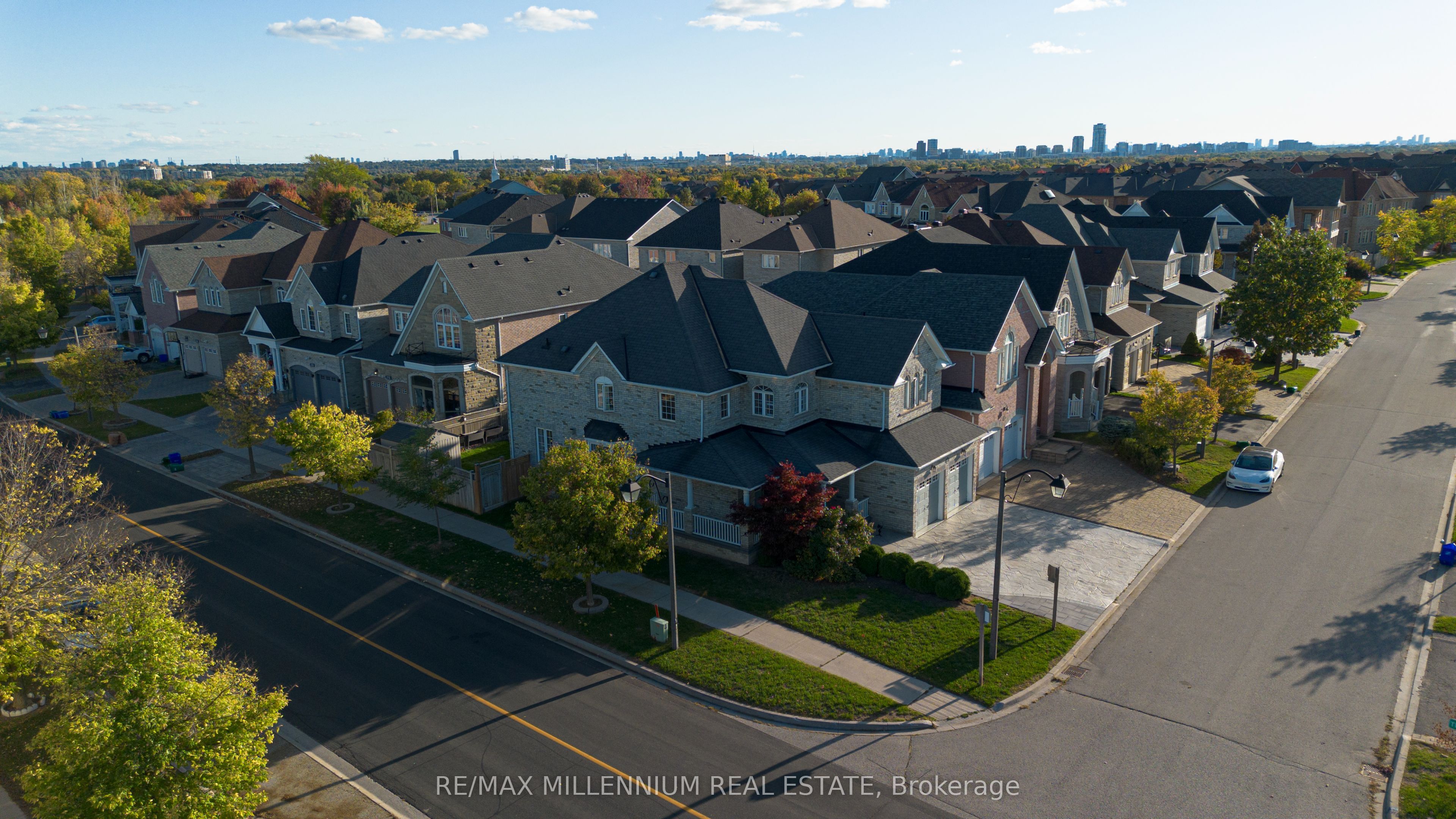 Additional image 2 of 1 Bracknell Avenue, Markham, ON, L6C 0B2