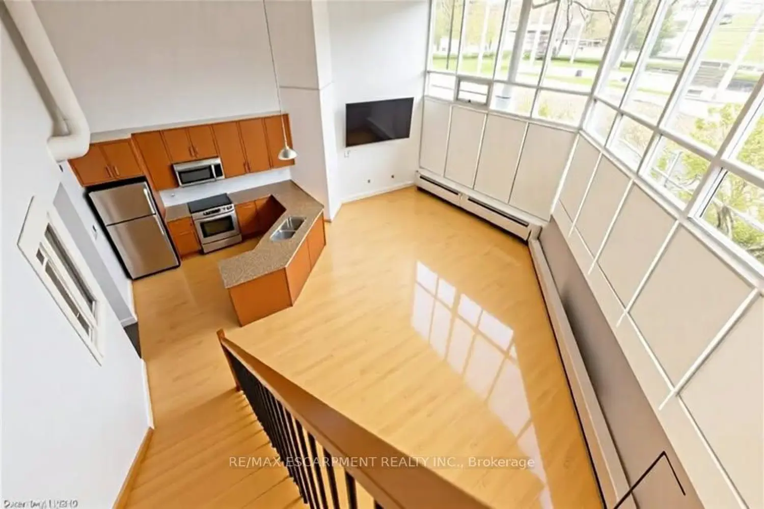 Additional image 7 of 66 Bay Street #106